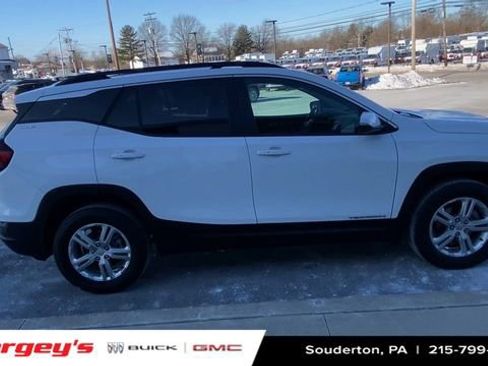 Certified 2024 GMC Terrain SLE w/ Driver Convenience Package image 10