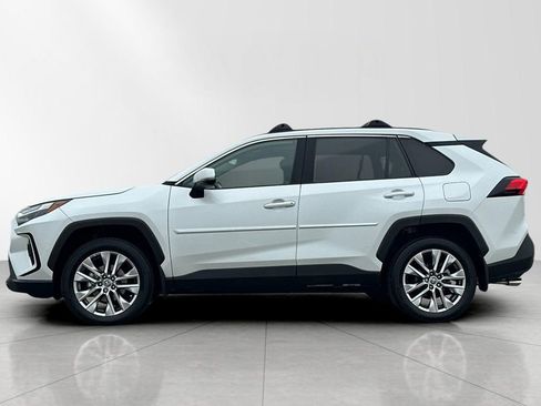 Used 2024 Toyota RAV4 XLE Premium FWD image 3