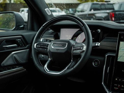 New 2026 GMC Acadia Denali Ultimate w/ LPO, Floor Liner Package image 17