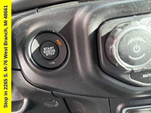 Used 2020 Jeep Wrangler Unlimited Sport AWD/4WD image 23