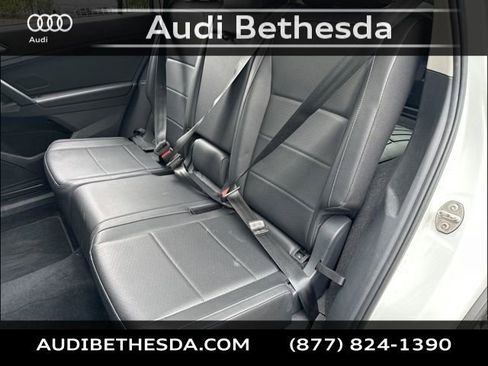 Used 2019 Volkswagen Tiguan SE AWD/4WD image 28
