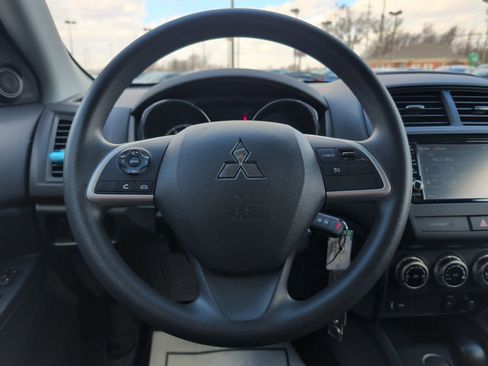 Used 2021 Mitsubishi Outlander Sport ES image 11