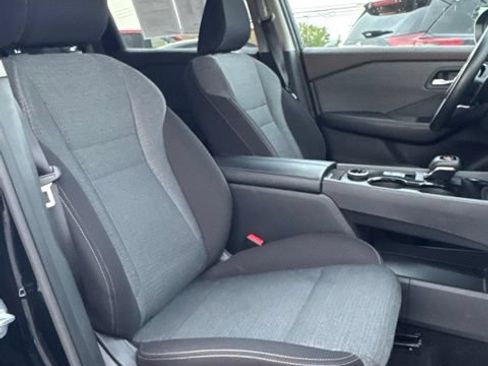 Certified 2023 Nissan Rogue SV AWD/4WD image 14