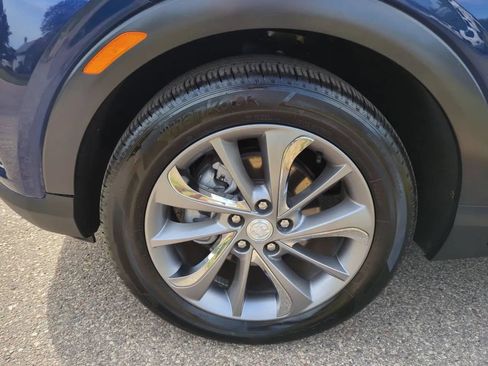 Used 2023 Buick Encore GX Essence w/ Experience Buick Package FWD image 9