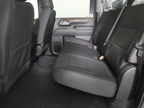 New 2026 GMC Sierra 2500 SLE w/ SLE Value Package; image 11