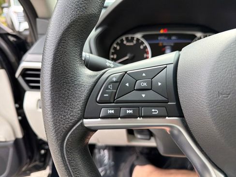 Used 2023 Nissan Altima 2.5 SV image 21