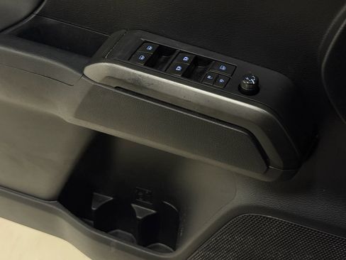 Used 2019 Toyota Tacoma TRD Sport image 42