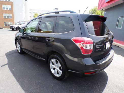 Used 2015 Subaru Forester 2.5i Limited AWD/4WD image 7