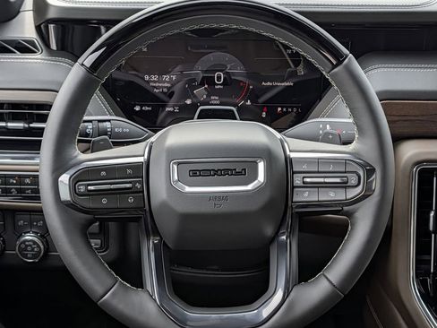 New 2026 GMC Yukon Denali Ultimate AWD/4WD image 12