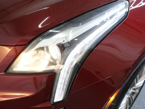 Used 2017 Cadillac XT5 Luxury w/ Driver Awareness Package AWD/4WD image 28