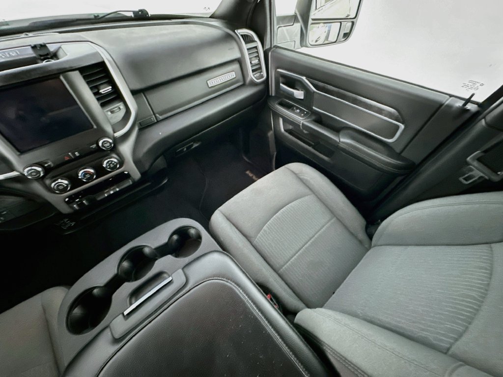 Used 2024 RAM 2500 Big Horn AWD/4WD image 11