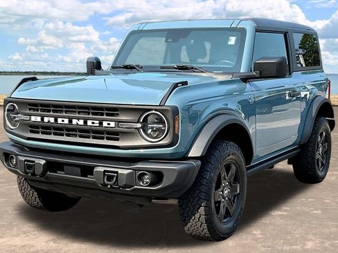 Certified 2023 Ford Bronco Black Diamond AWD/4WD image 4