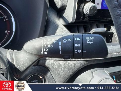 Used 2023 Toyota RAV4 XLE Premium AWD/4WD image 39