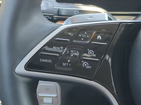 Certified 2025 Mercedes-Benz GLE 450e 4MATIC image 13