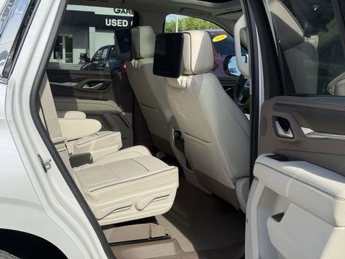 Used 2022 GMC Yukon Denali w/ Denali Ultimate Package AWD/4WD image 35