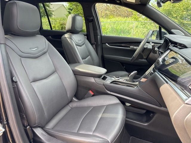 Certified 2024 Cadillac XT6 Premium Luxury FWD image 31