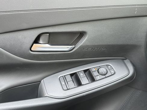 New 2026 Nissan Sentra SV w/ SV Convenience Package FWD image 12