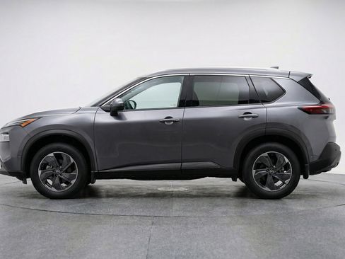 Used 2025 Nissan Rogue SV AWD/4WD image 5