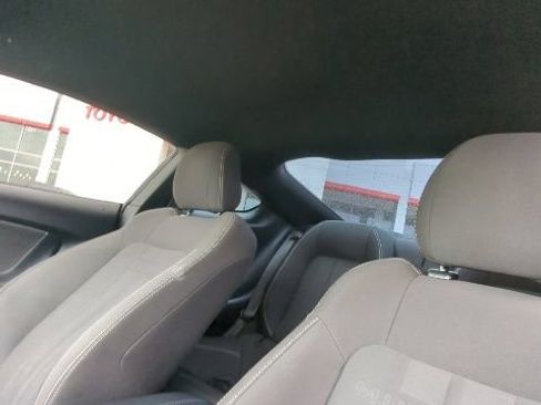 Used 2018 Ford Mustang GT RWD image 22