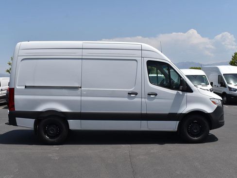 New 2025 Mercedes-Benz Sprinter 2500 image 5