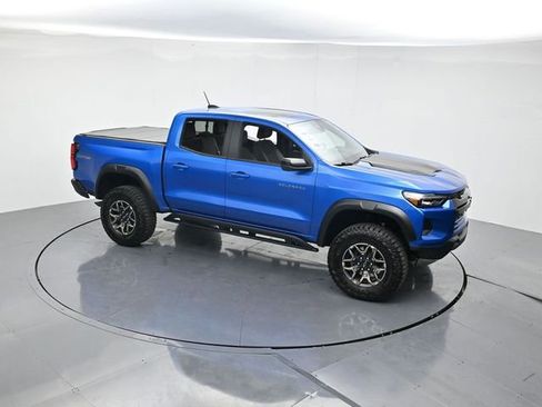 Used 2024 Chevrolet Colorado ZR2 w/ Technology Package AWD/4WD image 40