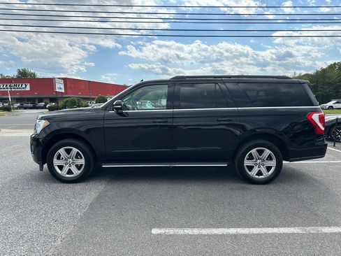 Used 2021 Ford Expedition Max XLT AWD/4WD image 8