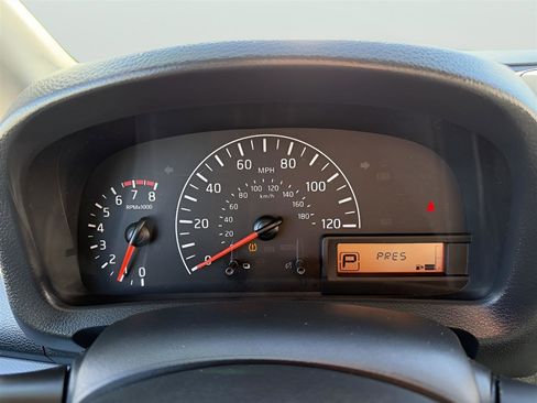 Used 2020 Nissan NV200 SV w/ Sliding Glass Door Package image 21