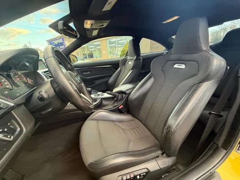 Used 2015 BMW M4 Base 2dr Coupe image 12