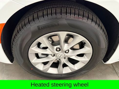 New 2026 Chrysler Pacifica Limited image 11