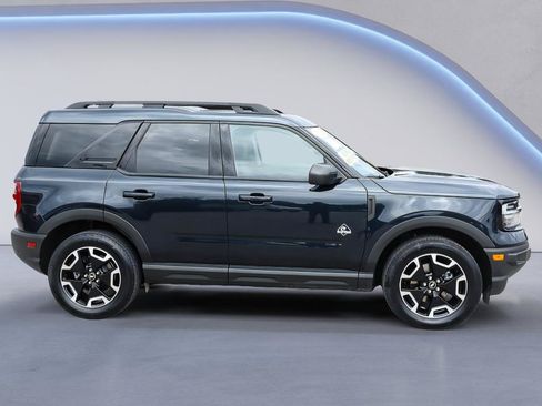Certified 2023 Ford Bronco Sport Outer Banks AWD/4WD image 8