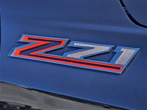 Used 2025 Chevrolet Tahoe Z71 w/ Z71 Off-Road Package image 12