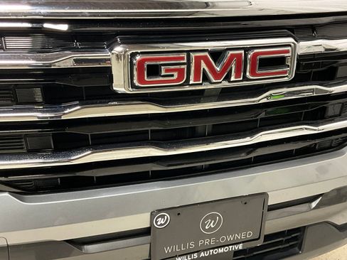 Used 2025 GMC Terrain Elevation image 28