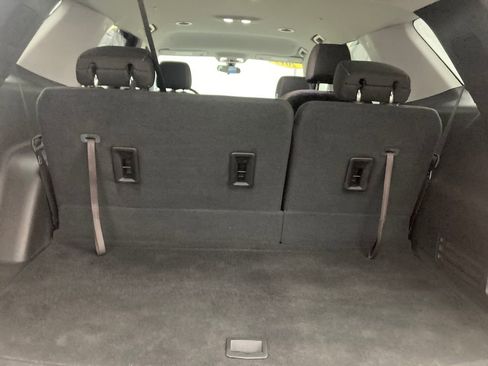 Used 2019 Chevrolet Traverse LT image 27
