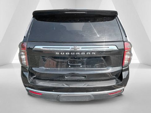 Used 2023 Chevrolet Suburban LS AWD/4WD image 6