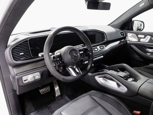 Used 2025 Mercedes-Benz GLE 63 AMG S image 9