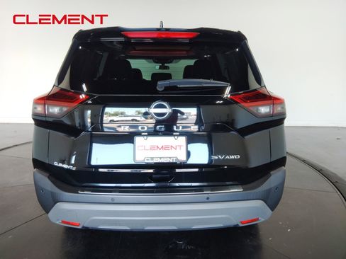 Used 2023 Nissan Rogue SV w/ SV Premium Package image 7