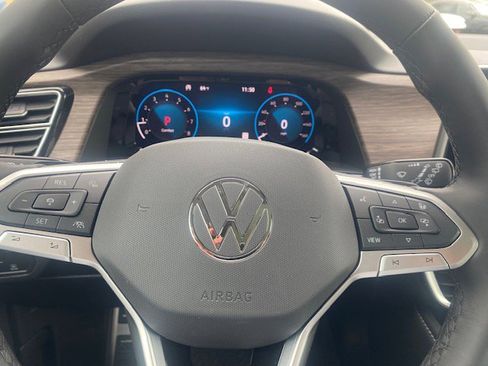 New 2026 Volkswagen Atlas SEL Premium R-Line image 7