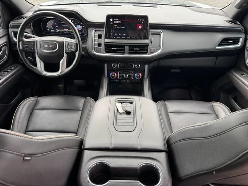 Used 2022 GMC Yukon SLT w/ SLT Premium Package AWD/4WD image 24