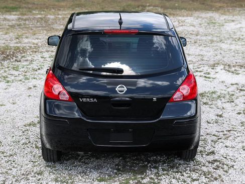 Used 2009 Nissan Versa 1.8 S w/ Convenience Pkg FWD image 9