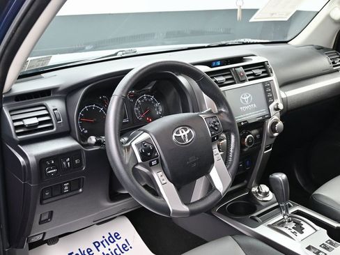 Used 2021 Toyota 4Runner SR5 Premium w/ Moonroof Package image 18