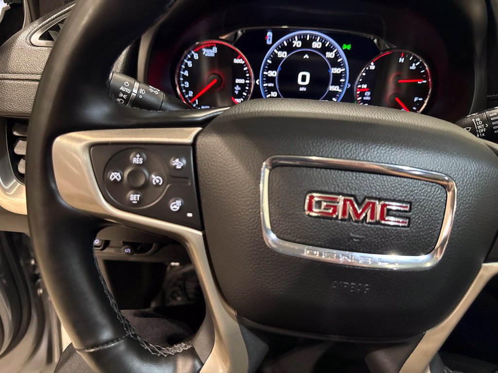 Used 2024 GMC Terrain Denali w/ Denali Premium Package AWD/4WD image 36