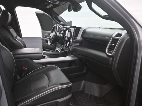 Used 2022 RAM 2500 Laramie w/ Night Edition AWD/4WD image 24