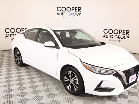 Used 2023 Nissan Sentra SV image 1