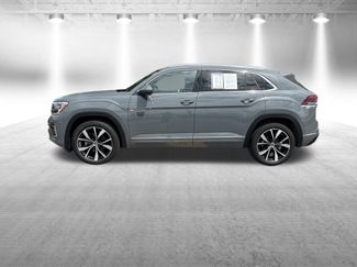Used 2026 Volkswagen Atlas Cross Sport SEL Premium R-Line w/ MDO Package AWD/4WD video 2