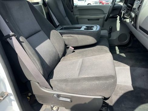 Used 2011 Chevrolet Silverado 1500 W/T RWD image 14