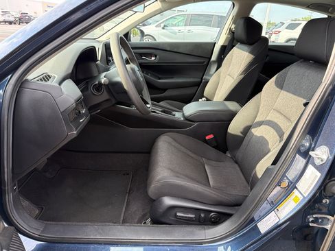 Used 2024 Honda Accord EX image 10