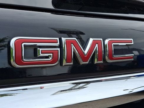 Certified 2023 GMC Terrain SLE AWD/4WD image 30
