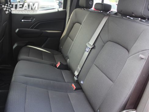 Used 2023 Chevrolet Colorado LT w/ LT Convenience Package II AWD/4WD image 20