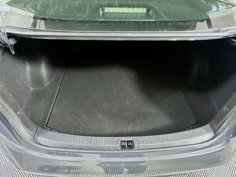 Used 2024 Toyota Corolla LE FWD image 28