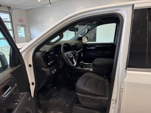 New 2026 GMC Sierra 1500 SLT w/ SLT Premium Plus Package image 22